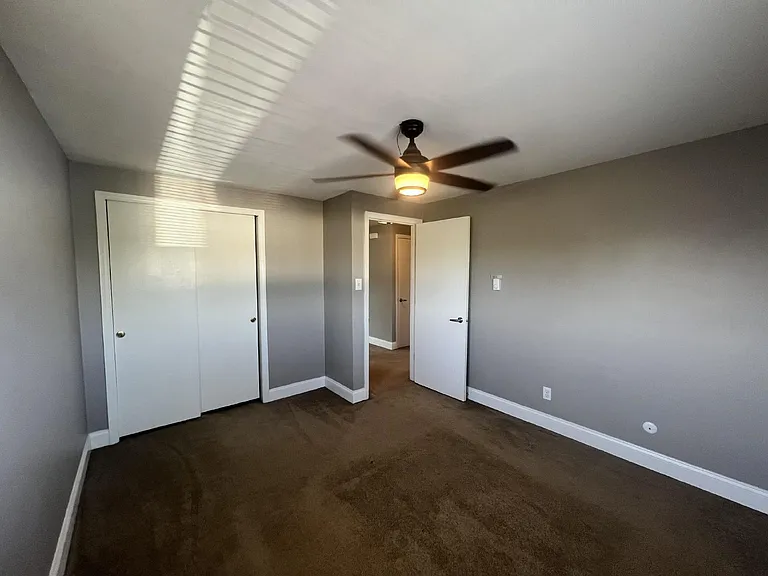 1467 Catherine St #1 — Photo 18