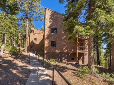 4063 Coyote Frk, Truckee, CA, 96161