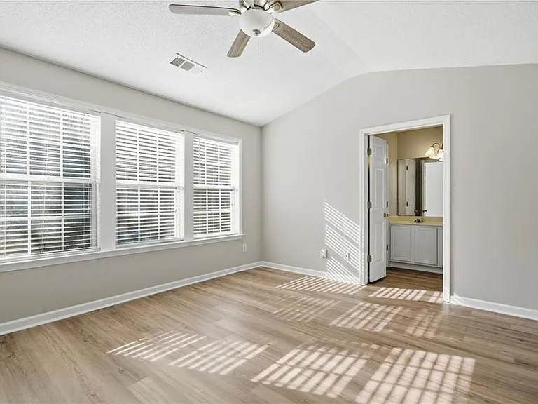 4645 Valais Ct #77 — Photo 13