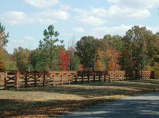 390 Ainsley Manor Dr, Arlington, TN 38002