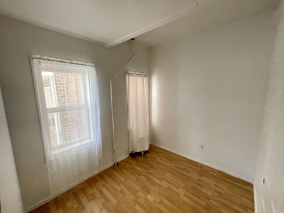 Bedroom2
