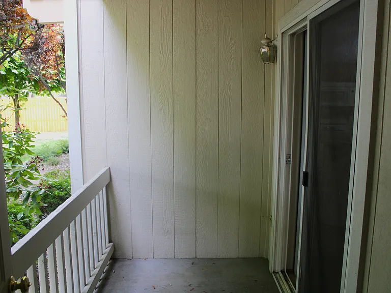 1518 Tacoma St #2 — Photo 7