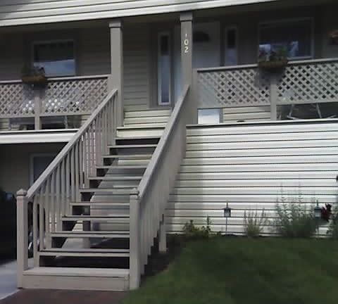 3rd image of 102 D St NW