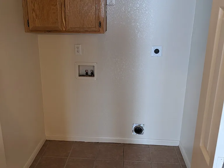 1102 Nicholas Cir #A — Photo 7