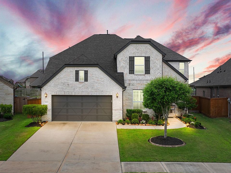 1st image of 24763 Tanoureen Dr