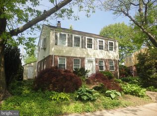 302 W Elkinton Ave, Chester, PA 19013