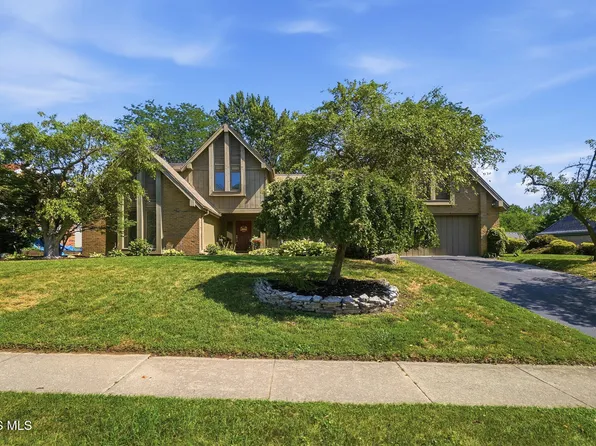 6122 Henthorne Dr, Maumee, OH 43537