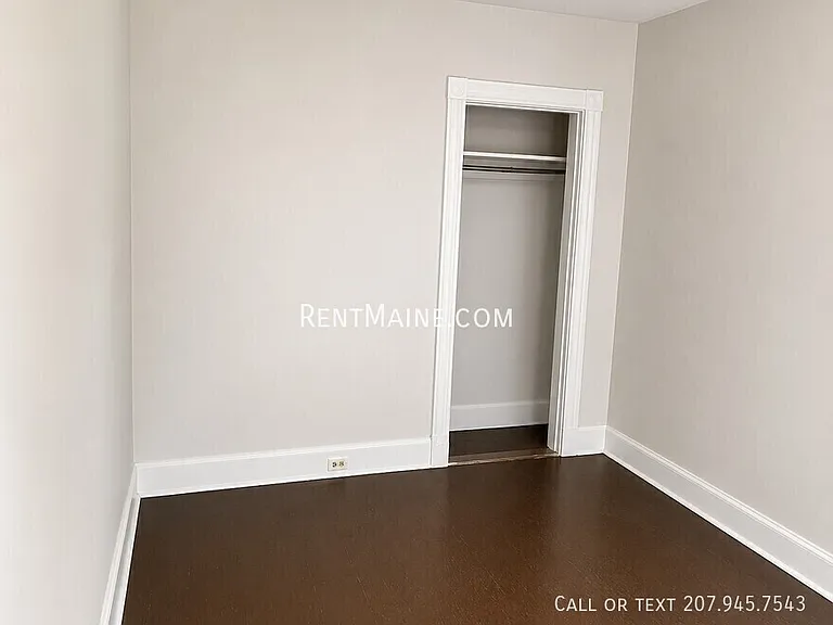 8 Linden St — Photo 15