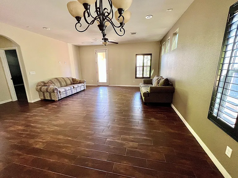 14529 Smokey Point Dr — Photo 10