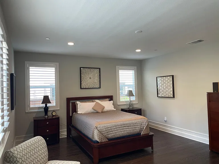 Silver Oaks Ln — Photo 8