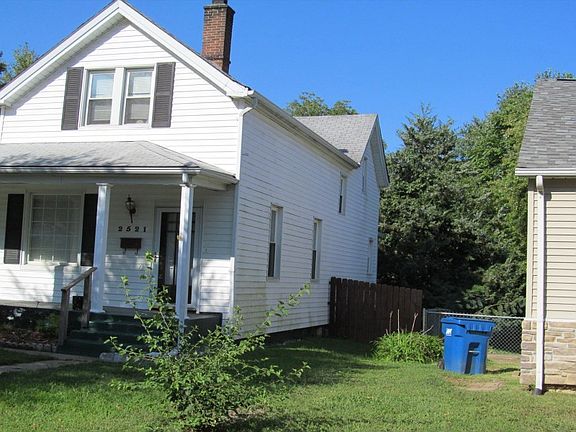 3rd image of 2521 Bredell Ave