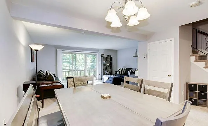 21 Gentry Ct — Photo 4