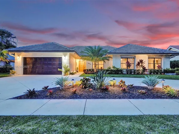 18366 Lake Bend Dr, Jupiter, FL 33458