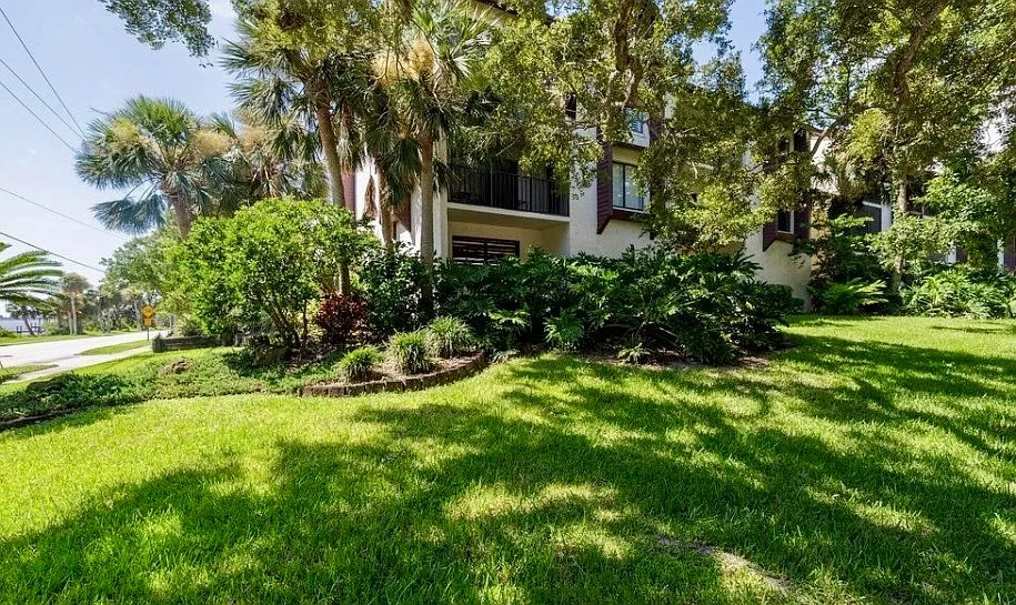 20 Tomoka Ave — Photo 3