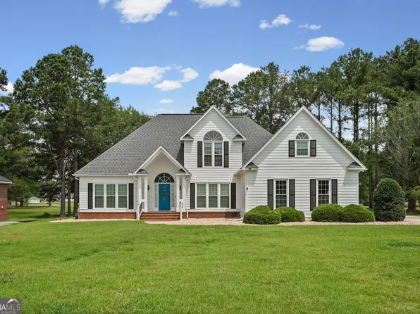 1007 River Pointe Dr, Albany, GA 31701