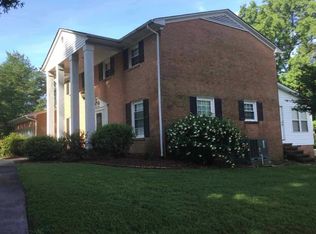 1290 Jonestown Rd, Winston Salem, NC 27103