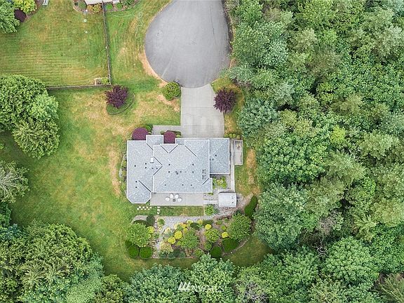 3rd image of 17843 NE 205th Street