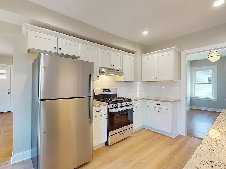 37 Harrison Ave #37 — Photo 22