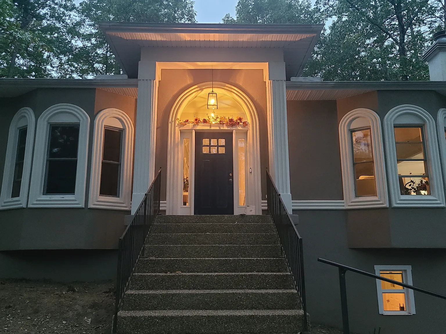 3 bed, 2724 sqft, $2,350 — Photo 2