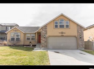 7563 N Bristlecone Rd, Eagle Mountain, UT 84005