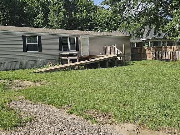 2nd image of 645 Balmorea Dr