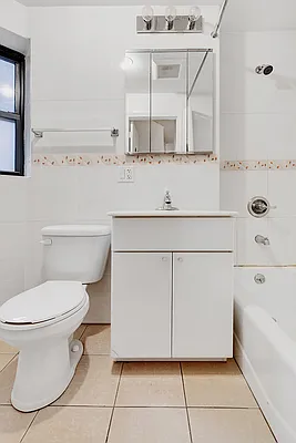 Rented by Cooper & Cooper Real Estate | media 8