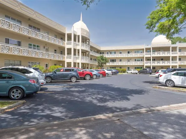 2350 Haitian Dr APT 28, Clearwater, FL 33763