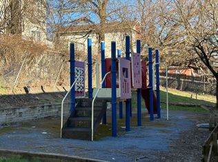 29 Elm Way #29, Braddock, PA 15104