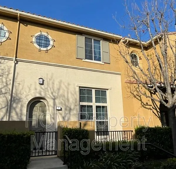 7 Bonsall — Photo 1