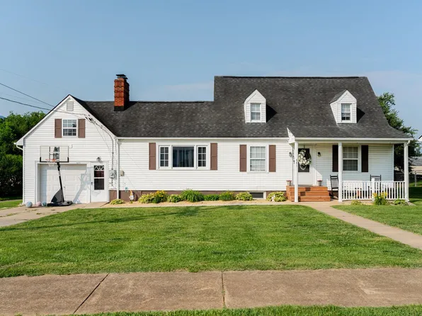 885 W Main St, Stanley, VA 22851