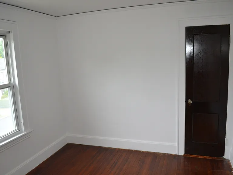 Front bedroom.