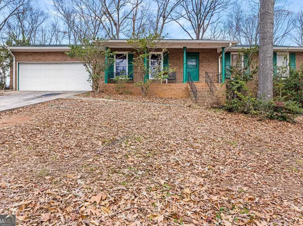 693 Trailwood Dr, Riverdale, GA 30274