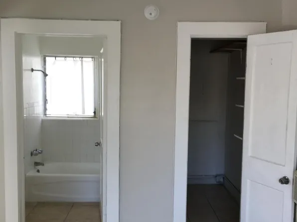 235 NE 27th St Floor 2, Miami, FL 33137