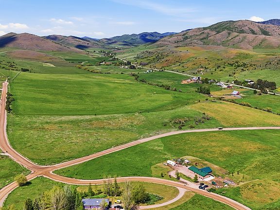 4th image of 8096 N Valley View Hts