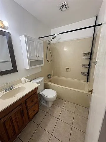 108 Joy Ann St #B — Photo 7
