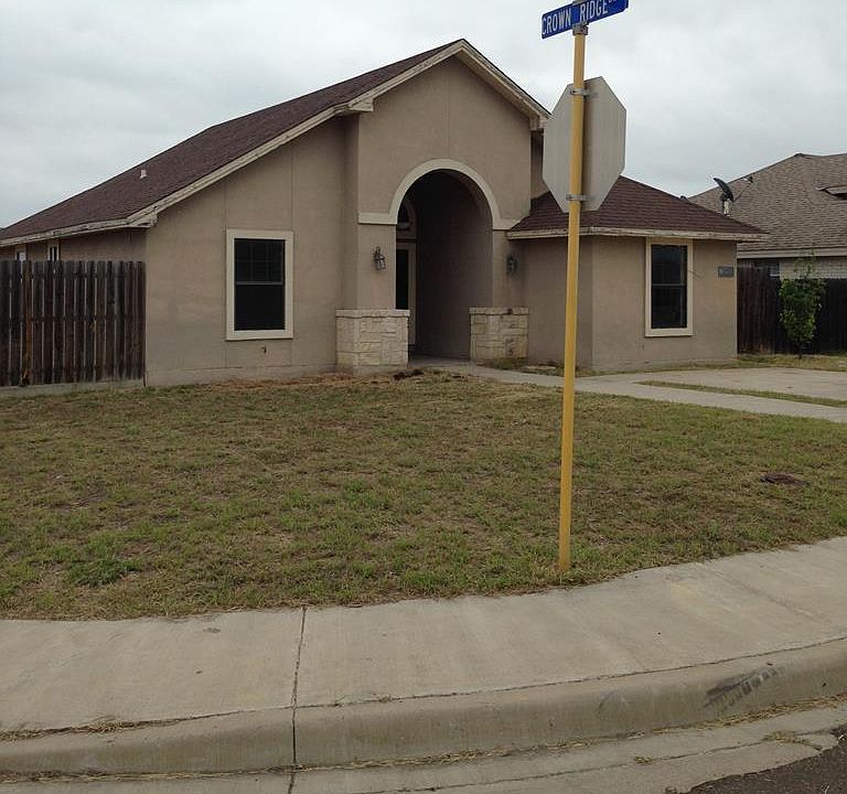 1st image of 2610 Crown View Dr