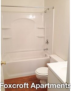 2nd image of 602 Foxcroft Ter APT C1