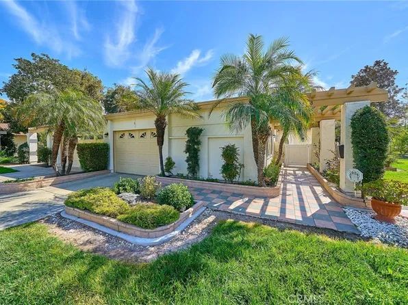 3287 San Amadeo Unit B, Laguna Woods, CA 92637