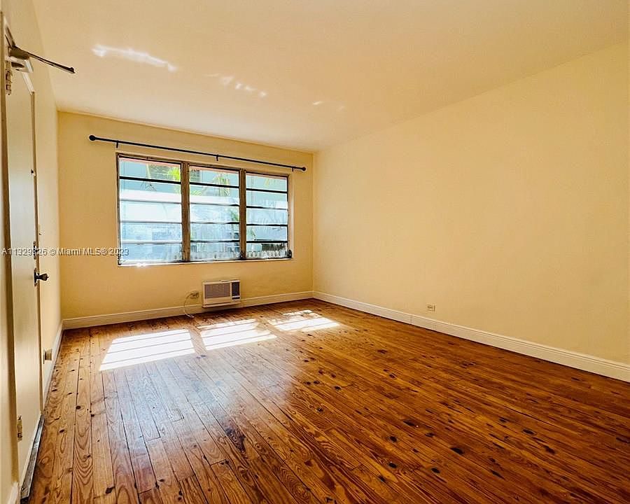 1st image of 1141 Meridian Ave APT 6