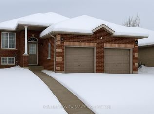 4 Quinlan Rd, Barrie, ON L4M7A9