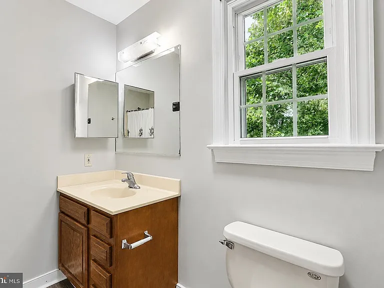 24 Bertram Blvd — Photo 20