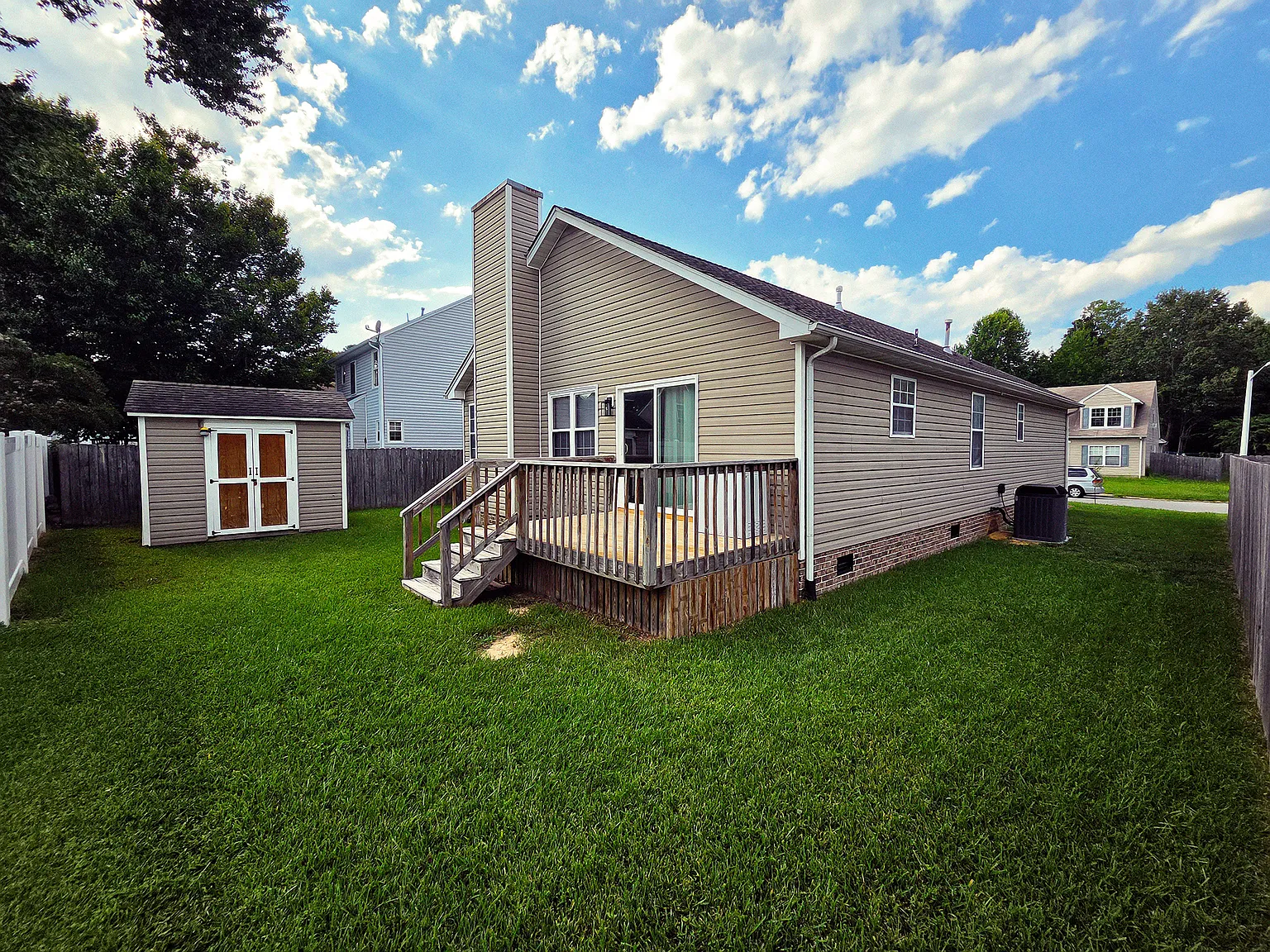 137 Kristen Ln — Photo 3