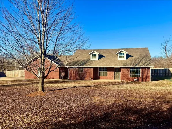 224 S Hoppy Rd, Stillwater, OK 74075