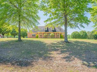 3415 Clay Pond Dr, Oakland, TN 38060