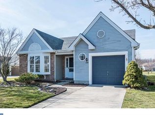 156 Indigo Dr, Mount Laurel, NJ 08054