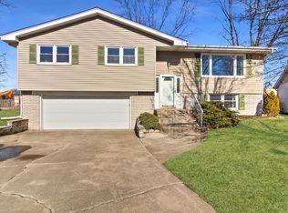 118 Las Olas Ct, Crown Point, IN 46307