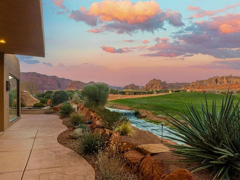 2410 W Entrada Trl #19 — Photo 10