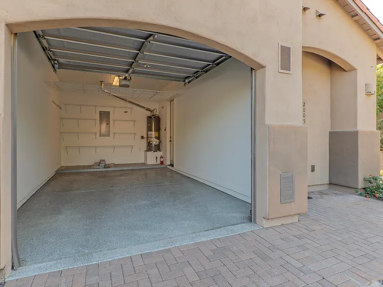 5998 N 78th St #2005 — Photo 24