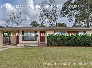 2521 Ligustrum Rd, Jacksonville, FL 32211
