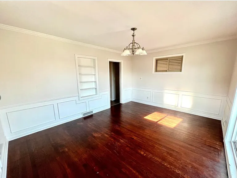 23231 Park St — Photo 28